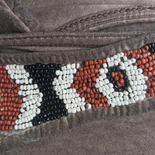 Bershka gyöngyökkel díszített női ujjatlan felső