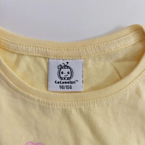 Cocomelon sárga alapon színes mintás lányka póló 98/104