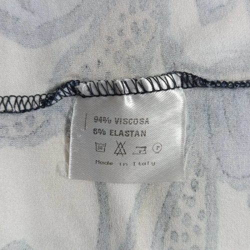 Emilfa sötétkék-krém felső kék virágmintával – XXL 