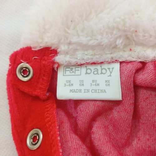 F&F Baby karácsonyi Mikulás ruha sapkával (3–6 hónap)