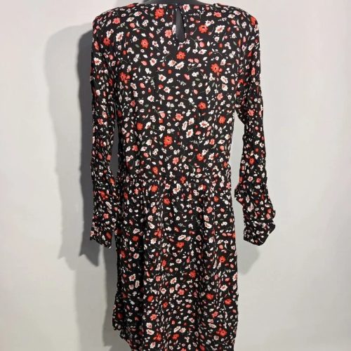 Virágmintás hosszú ujjú viszkóz egész midiruha – fekete alapon Gina 40