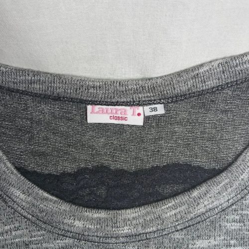 Szürke mellírozott csipkés női felső – Laura T. Classic