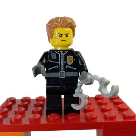 LEGO City Police minifigura (6+) – Eredeti, hibátlan
