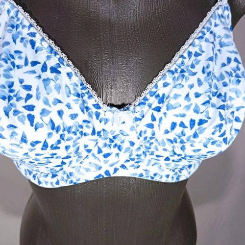 Kék-fehér levelekkel díszített, merevítős, nem szivacsos női melltartó – 70C