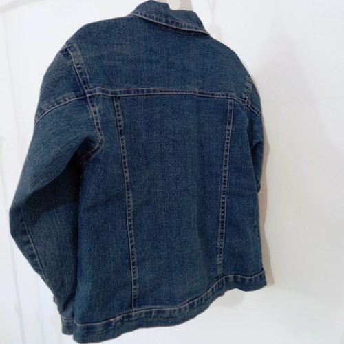 Kislány farmerdzseki rózsaszín csíkos ujjrésszel – 128-134-es, hímzett mintával