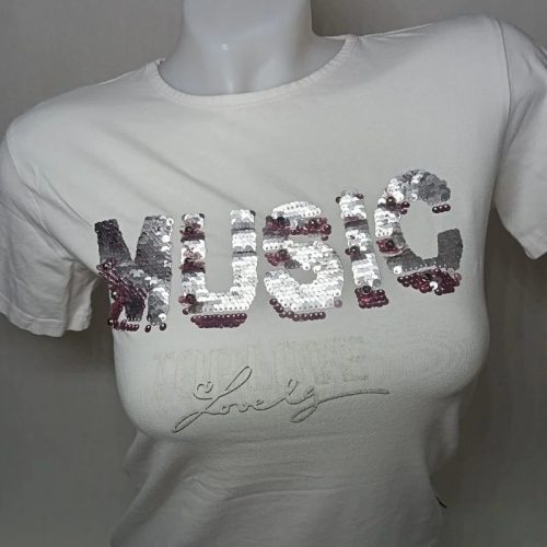 Mix’n Match fehér flitteres “MUSIC” női top – L