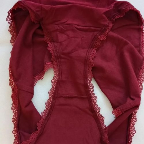 O.N.L.Y bordó csipkés bikini bugyi – S