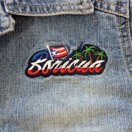 Fiú farmerdzseki – világoskék, hímzett mintával, Peak Brand - 116-os