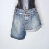 Pinko női farmer sort – vagány, hajtott szárú vintage stílusban