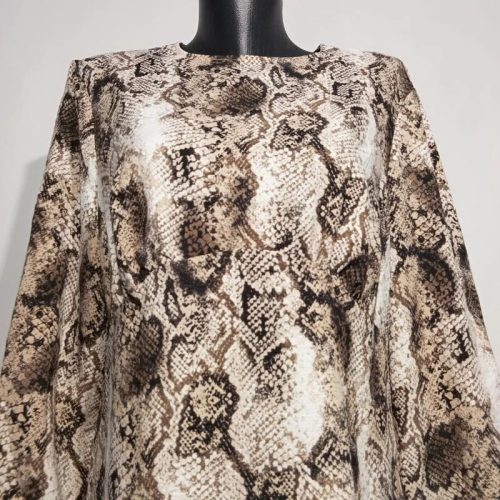 Primark kígyóbőr mintás hosszú ujjú midi ruha – 44