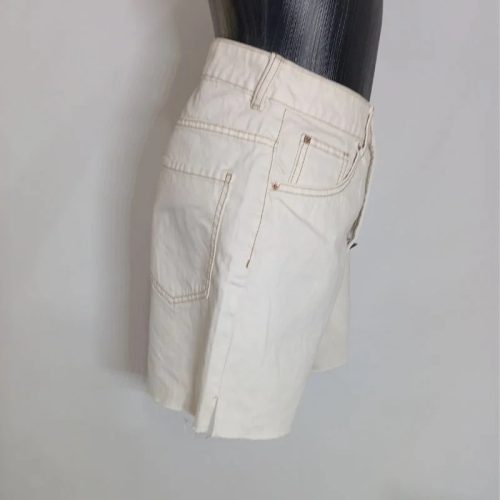 Primark ecru színű farmer rövidnadrág – 42-es méret