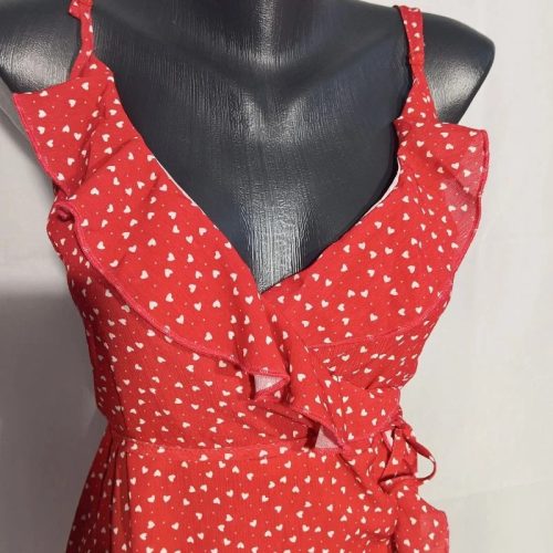 Shein piros fodros miniruha fehér szív minta