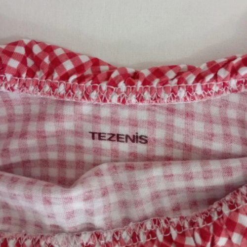 Tezenis kockás, fodros trikó