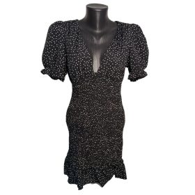 Vera & Lucy pöttyös koktélruha – nőies lendülettel