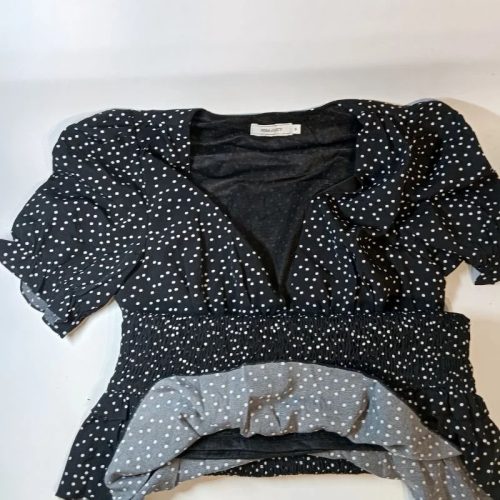 Vera & Lucy pöttyös koktélruha – nőies lendülettel