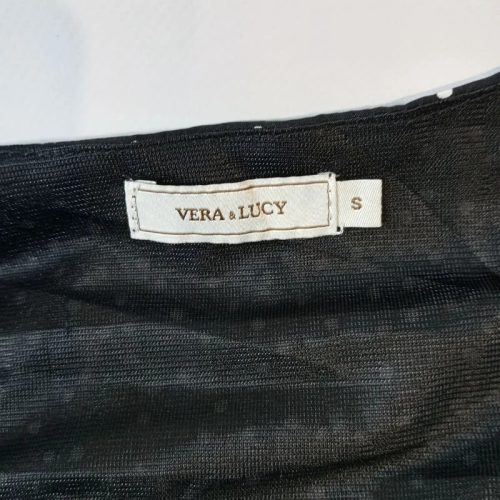 Vera & Lucy pöttyös koktélruha – nőies lendülettel